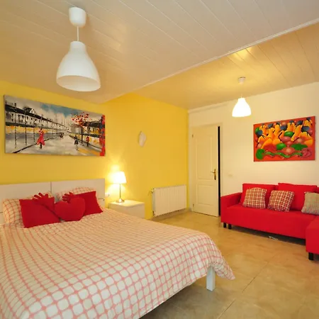 Paradise House Villa *